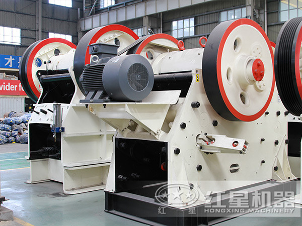 購機(jī)指南：什么樣的石頭顎式碎石機(jī)才是高質(zhì)量的？