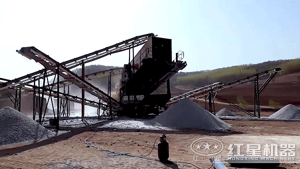 柴油小型流動(dòng)石子破碎機(jī)價(jià)格多少錢(qián)？產(chǎn)量是多少？
