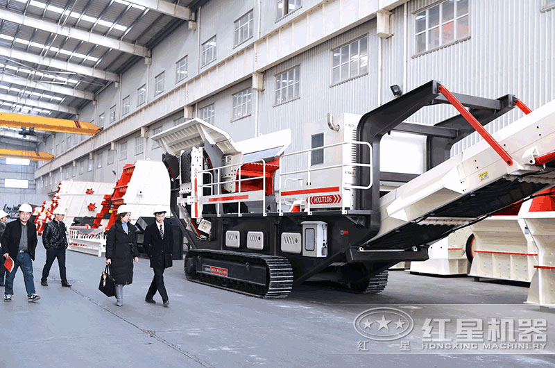 想找型號全、價格優(yōu)惠的履帶液壓巖石破碎機廠家，來這里！